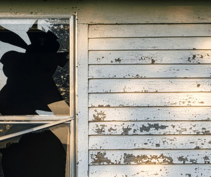 Fasader som förfaller i Lidingö stads fastighets AB